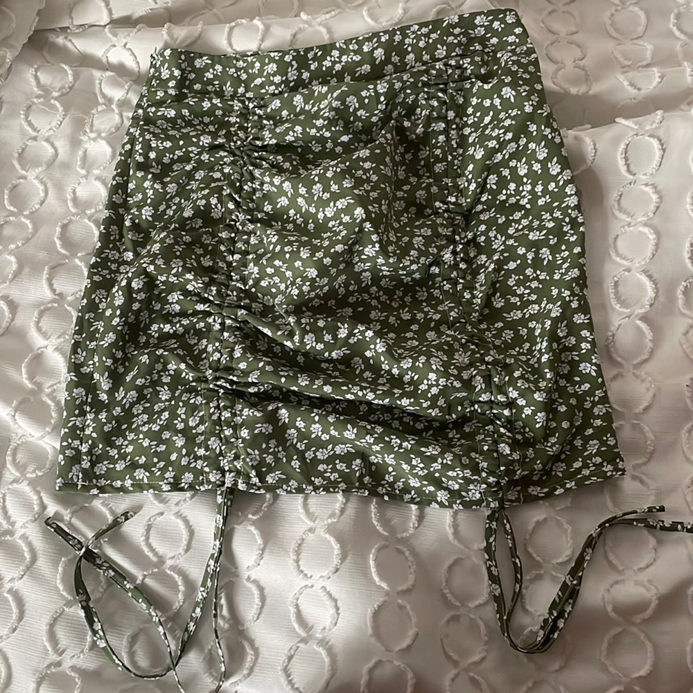 Mini green flowered shirt